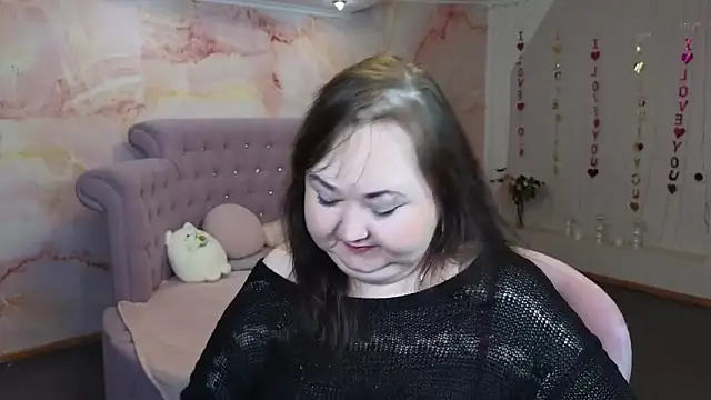 Eloisa Eliot online show from September 28, 2025, 2:33 pm