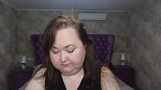 Eloisa Eliot online show from October 27, 2025, 2:54 pm