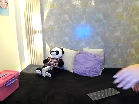 Bianca pearl22 online show from September 25, 2025, 3:32 am