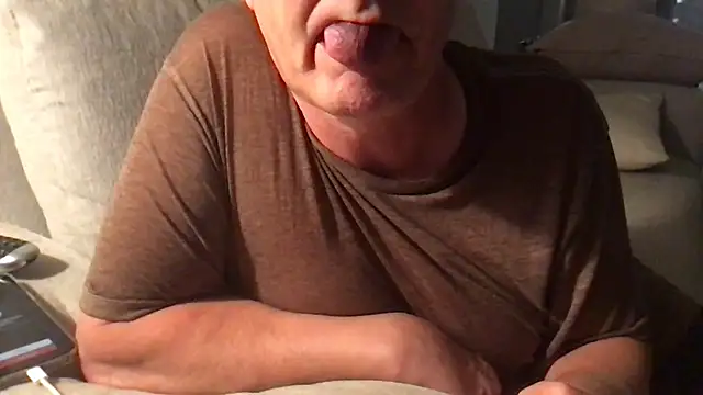 Daddy Mike69 online show from April 19, 2026, 5:29 am