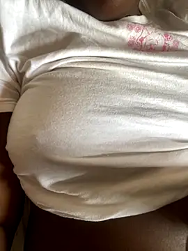 bybey18 online show from October 17, 2025, 1:25 pm