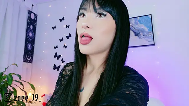 cuteezoe online show from July 10, 2026, 3:55 am