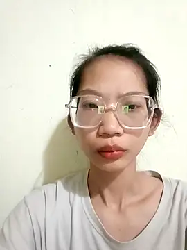 Snapshot of Joywhar chatting on September 8, 2025, 8:41 pm Joywhar online show from September 8, 2025, 8:41 pm