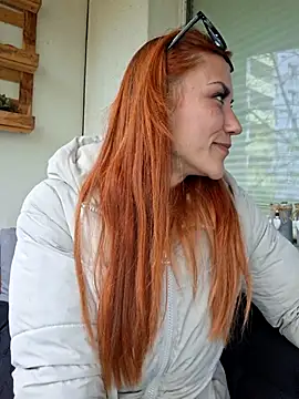 SlimBellaa online show from October 26, 2025, 2:23 pm