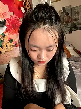 Julia-Elsa online show from September 17, 2025, 3:41 am