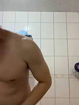 Foxfoxfox4 online show from April 4, 2026, 4:37 pm