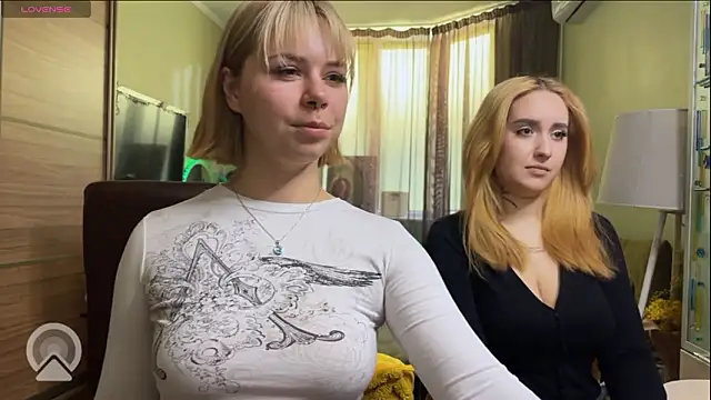 xxx sandra  online show from March 12, 2026, 2:23 pm