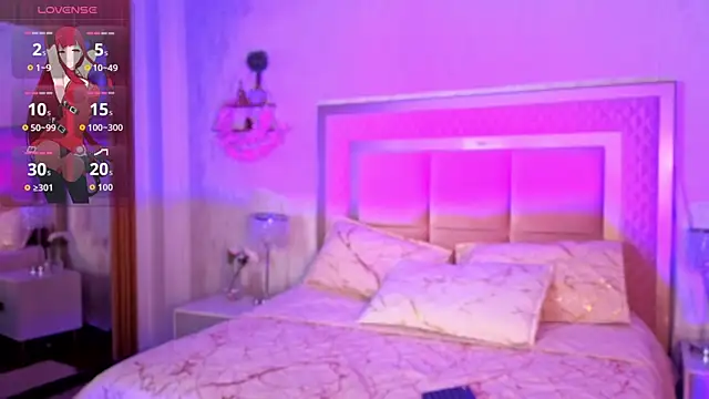 Snapshot of AlanaOdison chatting on October 9, 2025, 8:40 pm AlanaOdison online show from October 9, 2025, 8:40 pm