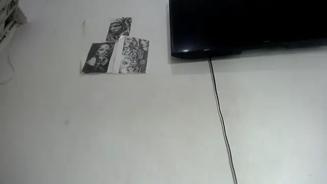 Snapshot of Foxy_Lovex chatting on October 30, 2025, 10:54 pm Foxy Lovex online show from October 30, 2025, 10:54 pm