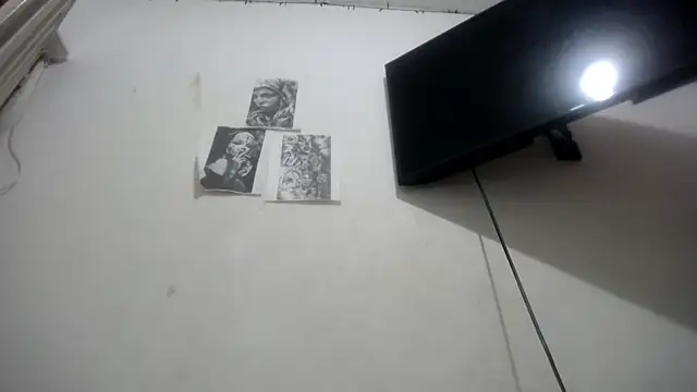 Snapshot of Foxy_Lovex chatting on November 13, 2025, 10:52 pm Foxy Lovex online show from November 13, 2025, 10:52 pm