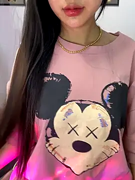 Snapshot of Sexlove_bb chatting on October 11, 2025, 5:17 am Sexlove bb online show from October 11, 2025, 5:17 am