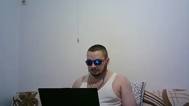 Black Scorpion91 online show from May 19, 2026, 1:56 am