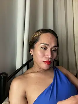 RomanticPearlTS online show from February 17, 2026, 1:51 pm