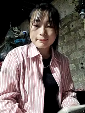 Sunyinn online show from February 25, 2026, 1:04 am