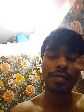 Snapshot of king_aaru2004 chatting on July 15, 2026, 7:46 am king aaru2004 online show from July 15, 2026, 7:46 am
