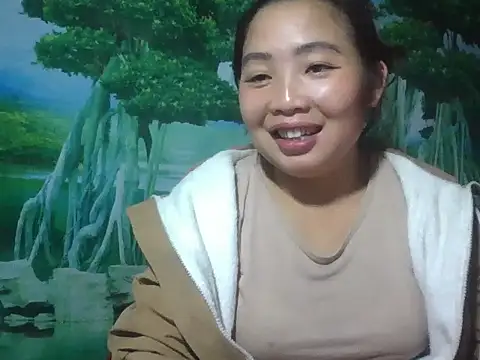 PhamPhung online show from October 19, 2025, 1:01 pm