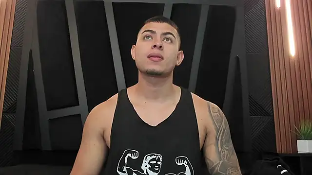 marco garciia  online show from September 30, 2025, 11:21 pm