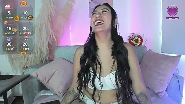 Snapshot of cami_velvet chatting on September 24, 2025, 1:58 pm cami velvet online show from September 24, 2025, 1:58 pm