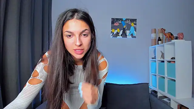 Snapshot of Guilana_baby chatting on September 19, 2025, 7:47 pm Guilana baby online show from September 19, 2025, 7:47 pm