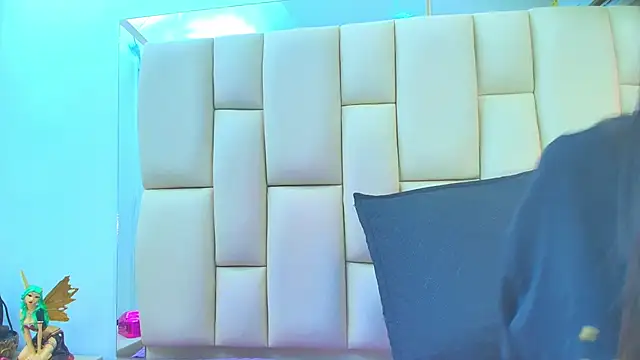 sweet amye online show from October 25, 2025, 7:08 pm