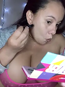 luzdanna online show from November 29, 2025, 2:47 am