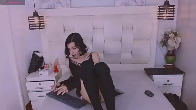 Atley Dolly online show from February 16, 2026, 10:39 pm