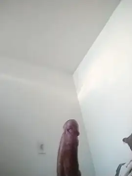 Thrichz online show from April 20, 2026, 9:05 pm