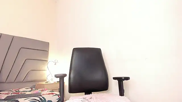 Maia 520 online show from January 9, 2026, 6:21 pm