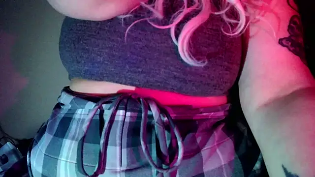 Snapshot of VanessaSpade chatting on March 5, 2026, 11:12 pm VanessaSpade online show from March 5, 2026, 11:12 pm