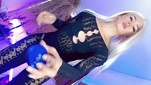 ravenous charmer online show from November 30, 2025, 2:10 pm