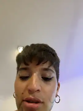 Snapshot of DayanaDG chatting on November 21, 2025, 11:03 pm DayanaDG online show from November 21, 2025, 11:03 pm