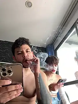 Snapshot of DayanaDG chatting on February 5, 2026, 8:35 pm DayanaDG online show from February 5, 2026, 8:35 pm