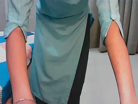 Snapshot of elize__ chatting on September 30, 2025, 4:39 am elize online show from September 30, 2025, 4:39 am