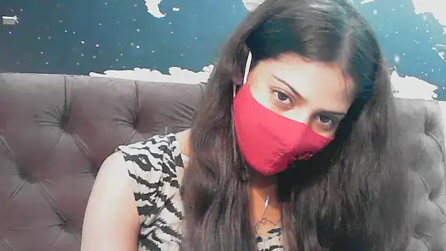 Snapshot of elize__ chatting on October 29, 2025, 1:02 pm elize online show from October 29, 2025, 1:02 pm