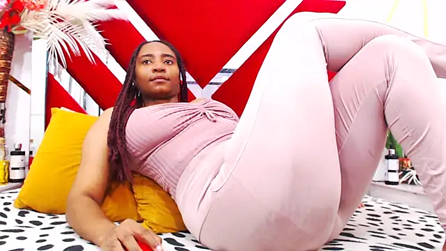 AmbarSmit online show from December 19, 2025, 8:38 pm