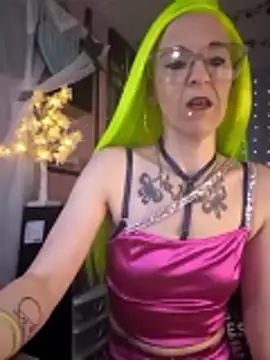 Purple2StayThnxx online show from March 14, 2026, 2:00 pm