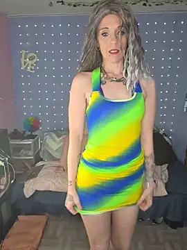 Snapshot of Purple2StayThnxx chatting on May 19, 2026, 11:55 pm Purple2StayThnxx online show from May 19, 2026, 11:55 pm