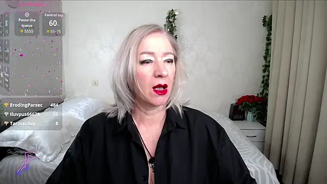 Snapshot of hunters_woman chatting on May 29, 2026, 7:06 am hunters woman online show from May 29, 2026, 7:06 am