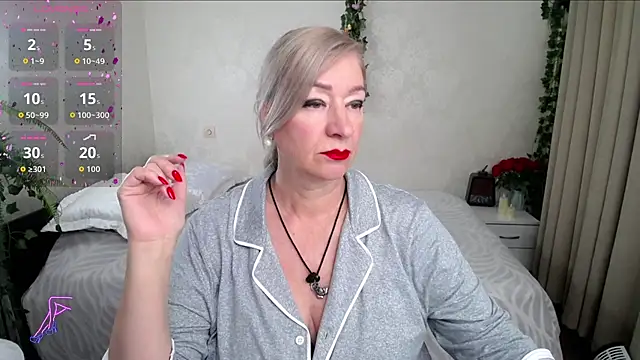 hunters woman online show from July 3, 2026, 6:20 am