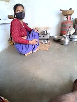 RAYI Queen 3 online show from December 23, 2025, 4:32 am