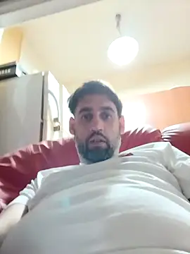 Snapshot of davidrojo1984 chatting on February 26, 2026, 8:35 am davidrojo1984 online show from February 26, 2026, 8:35 am