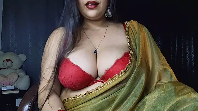 MissNasha online show from May 24, 2026, 1:05 pm