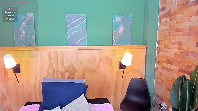 milavega  online show from March 28, 2026, 12:27 pm