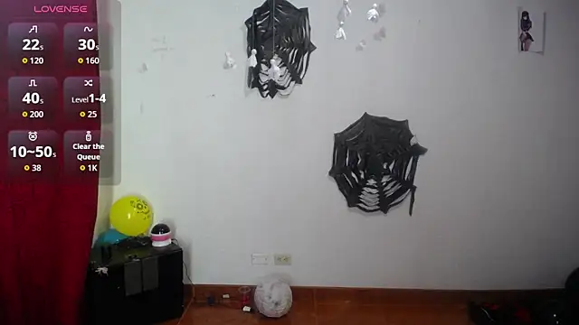 Snapshot of Sara_cute92 chatting on October 27, 2025, 5:33 am Sara cute92 online show from October 27, 2025, 5:33 am