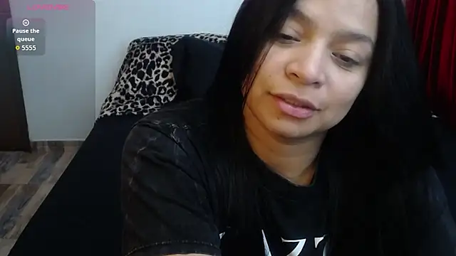 Snapshot of Sara_cute92 chatting on December 14, 2025, 10:25 pm Sara cute92 online show from December 14, 2025, 10:25 pm