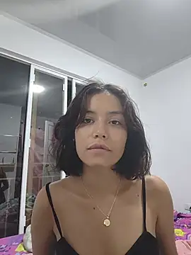 Snapshot of TamaraMera chatting on June 28, 2026, 5:02 am TamaraMera online show from June 28, 2026, 5:02 am