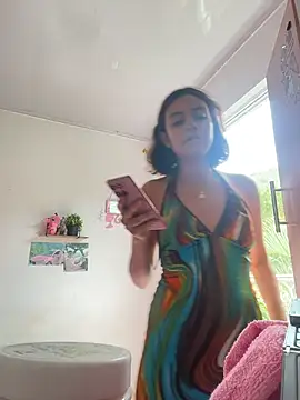 Snapshot of TamaraMera chatting on July 4, 2026, 6:47 pm TamaraMera online show from July 4, 2026, 6:47 pm