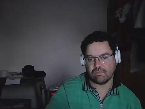 condorito222 online show from June 29, 2026, 9:04 pm