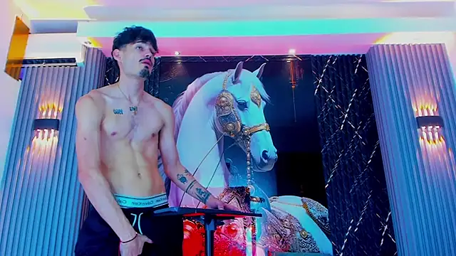 Snapshot of Dominic_Max_ chatting on September 14, 2025, 4:50 pm Dominic Max online show from September 14, 2025, 4:50 pm