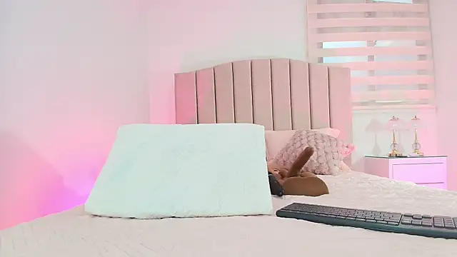 Snapshot of cataleya_ebony_ chatting on October 30, 2025, 7:14 pm cataleya ebony online show from October 30, 2025, 7:14 pm